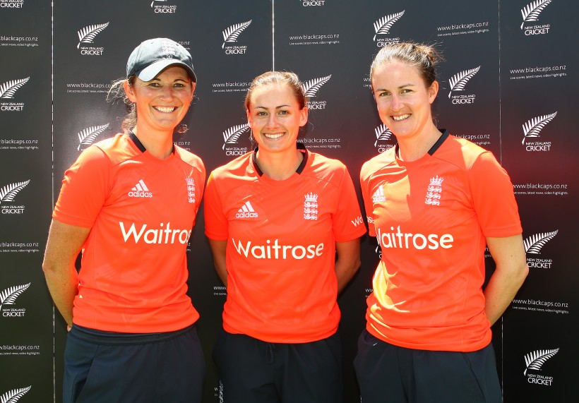 England Women win opening Twenty20 International in New Zealand