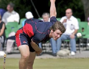 All-rounder Coles comes in for LVCC debut as Kent play Gloucestershire
