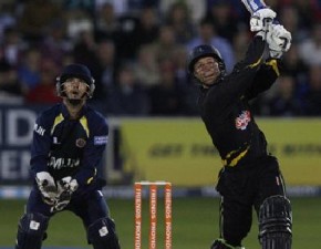 FP t20: Kent name unchanged 12 for the trip to the Rose Bowl