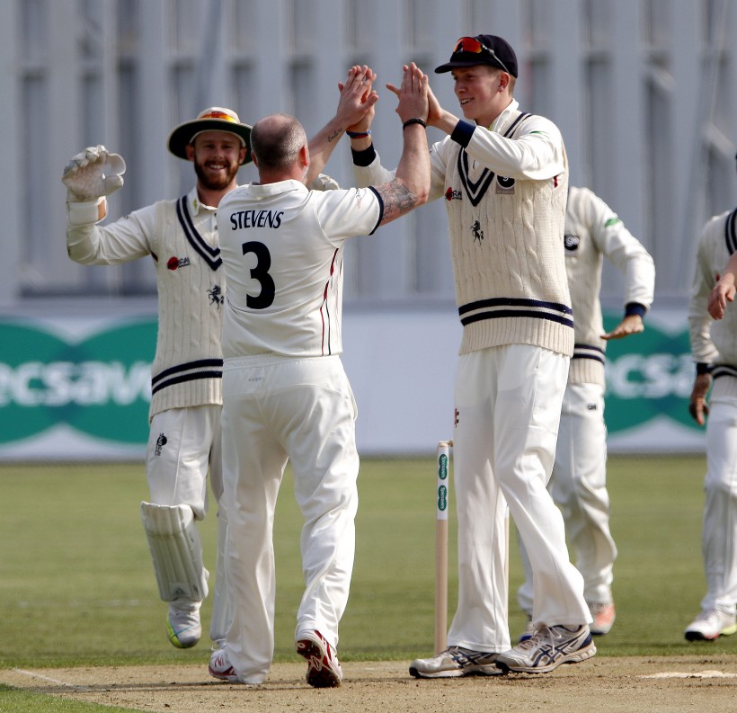 Stevens strikes as 18 wickets fall on day 2
