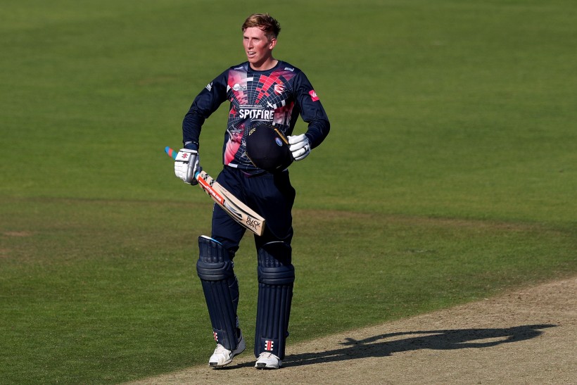 Crawley scoops PCA Young Player of the Year award