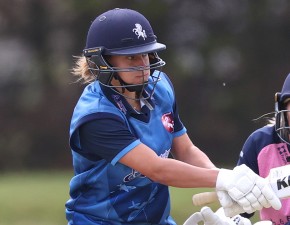 Farrant, Beaumont & Wilson in England Test squad