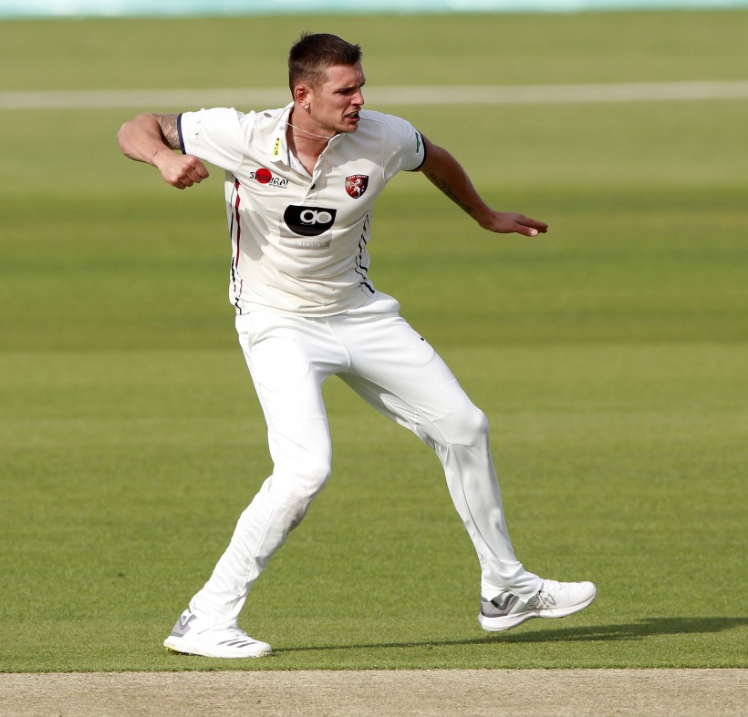 Podmore commits to Kent after fine debut season