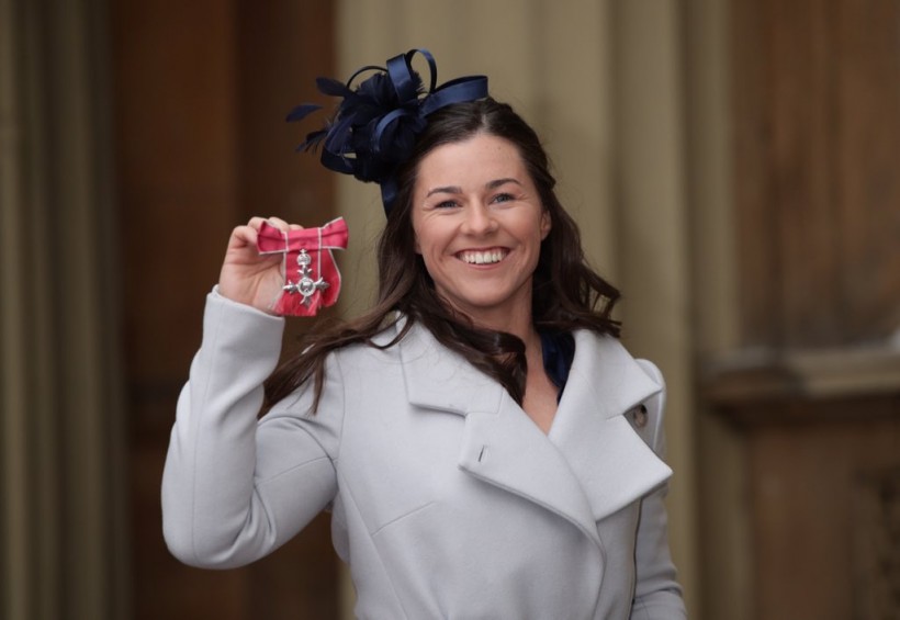 Tammy Beaumont receives MBE
