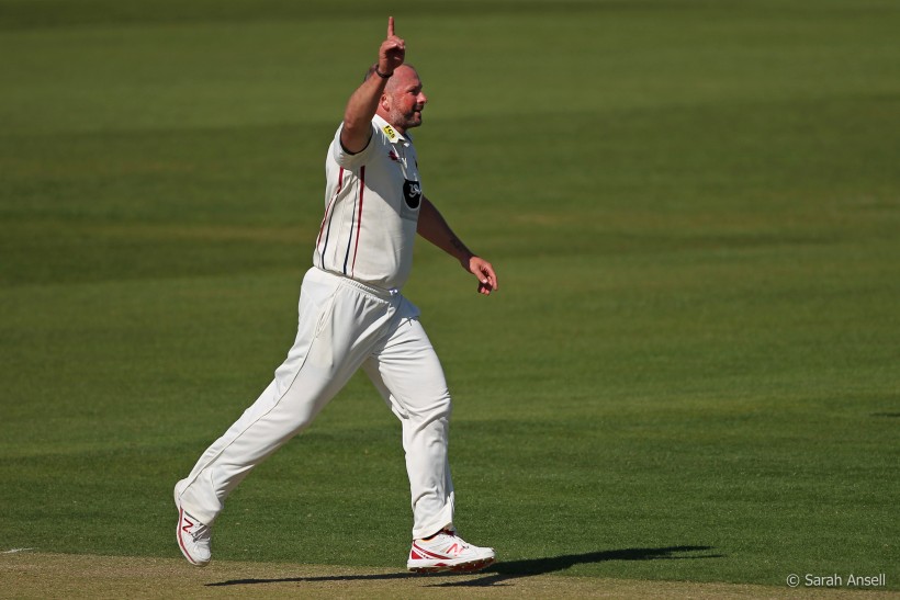 Stevens five-wicket haul sets up big Kent win at Hove