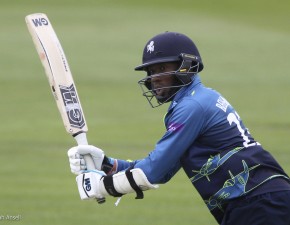 Klinger and Liddle inspire Gloucestershire win