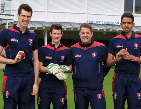 Teenagers Stock and Robinson join Kent Cricket Academy
