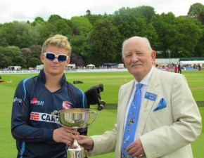 Sam Billings Receives Supporters’ Club Trophy