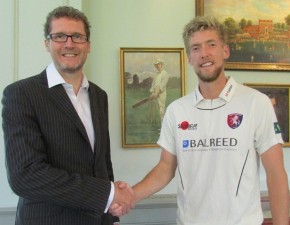 Local Dad pays tribute to son with Kent Cricket shirt partnership