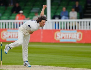 Kent v Northants Day One Report