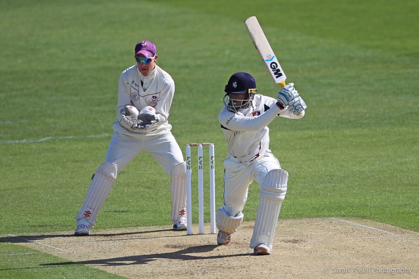 Kent v Loughborough MCCU: Bell-Drummond and Billings hit tons on day one