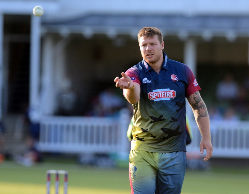 Matt Coles takes wicket in winning Dhaka Dynamites debut
