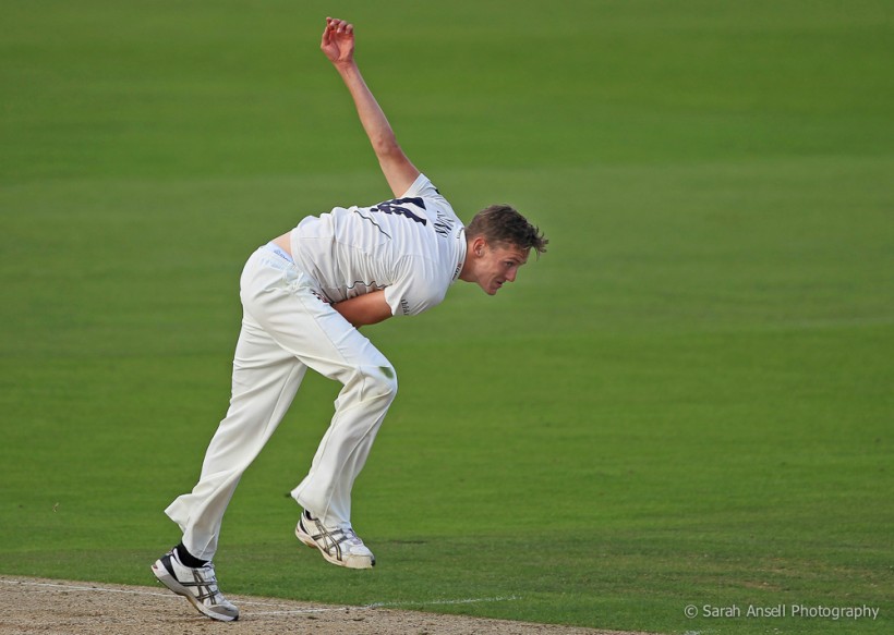 Video: Matt Hunn takes wicket in Newcastle T20 defeat
