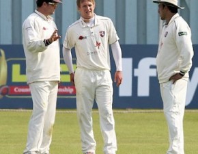 Leicestershire v Kent LV=CC: Day One at Grace Road