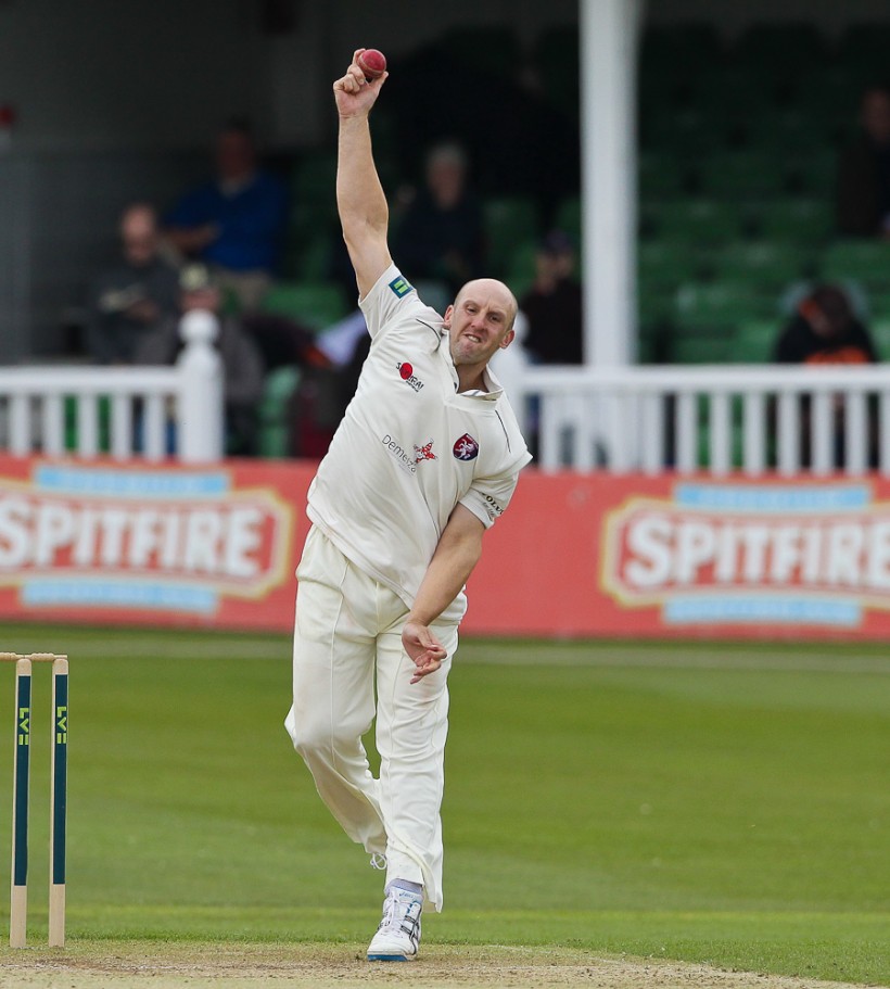 Player Availability: James Tredwell
