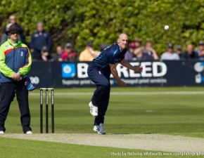 Tredwell named in England ODI and T20 squads