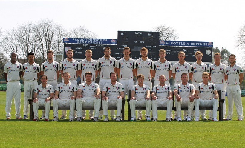Kent v Glos: Blake and Claydon recalled for 2015 finale