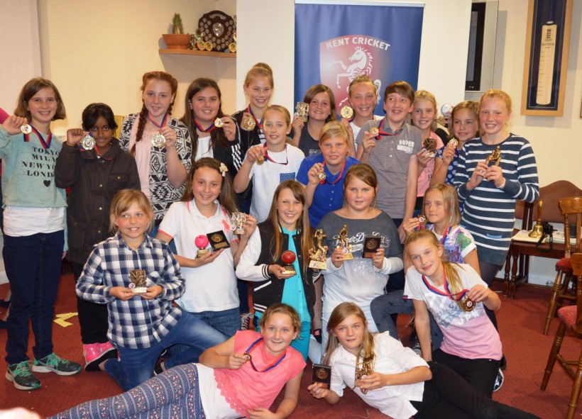 Kent Under 11 girls celebrate successful season