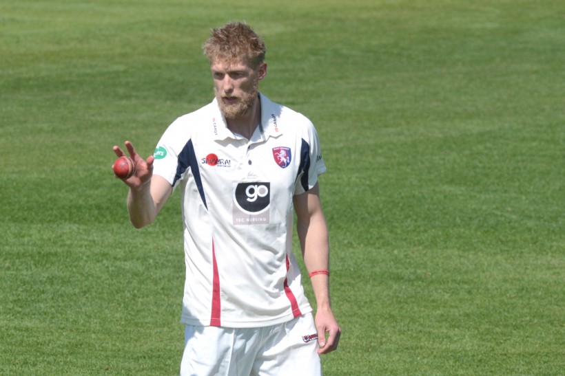 Bowlers run out of time as Kent continue unbeaten run