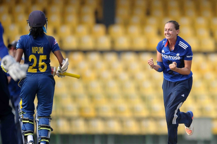 Laura Marsh passes 100 ODI wickets as England sweep Sri Lanka