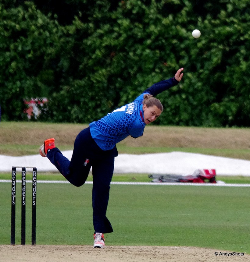 Laura Marsh takes two wickets as England take series lead