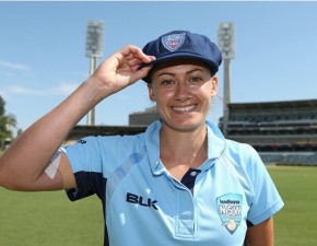 Laura Marsh takes 4 wickets in NSW Breakers win