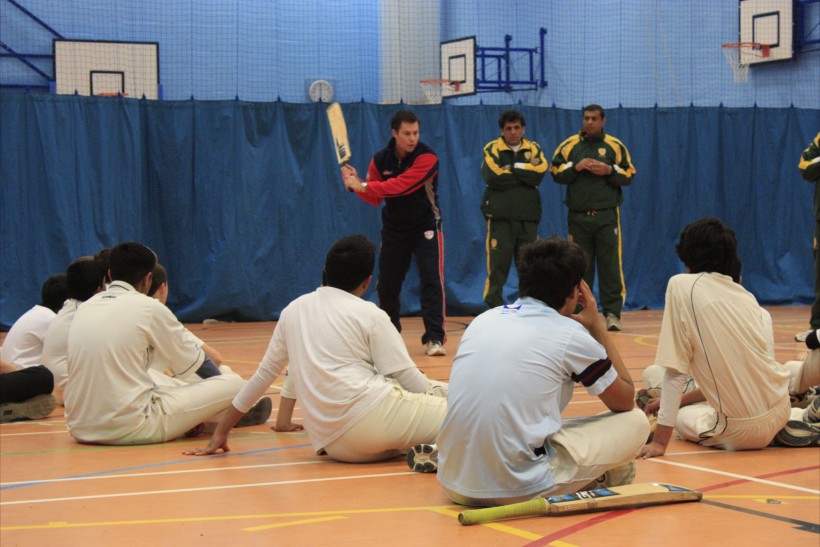 Jones provides expert coaching at ESM Cricket Academy