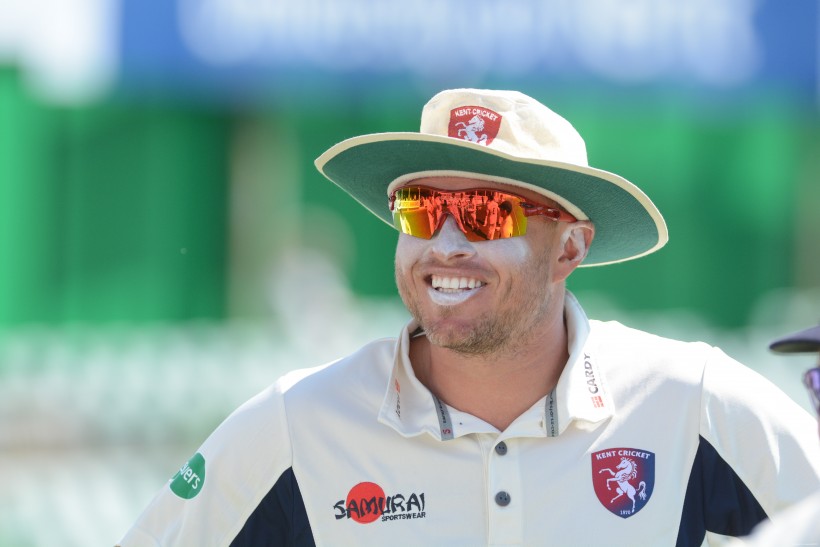 Kent eye big lead and potential Essex follow-on
