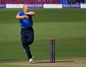 James Tredwell extends Kent Cricket contract