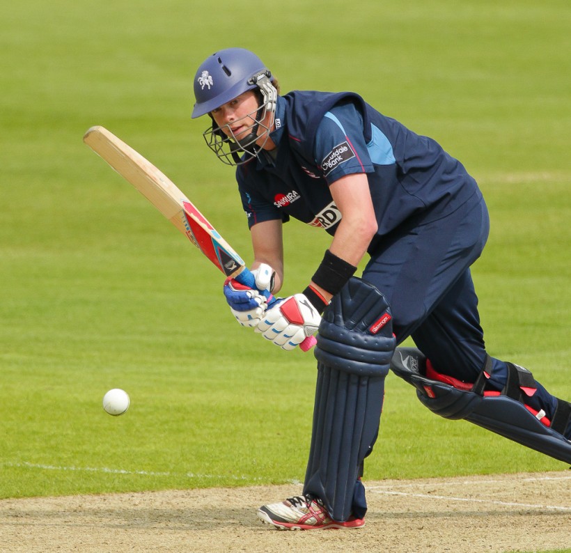 Kent suffer first defeat of the season