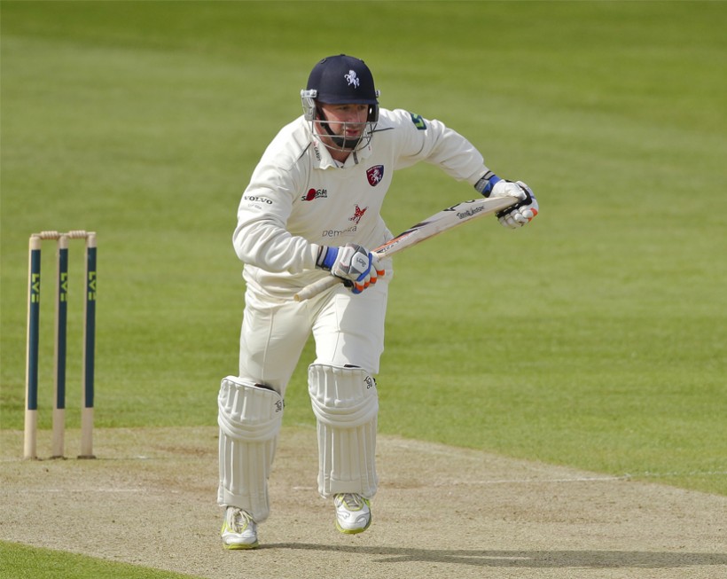 Stevens and Jones boost Kent at Chelmsford