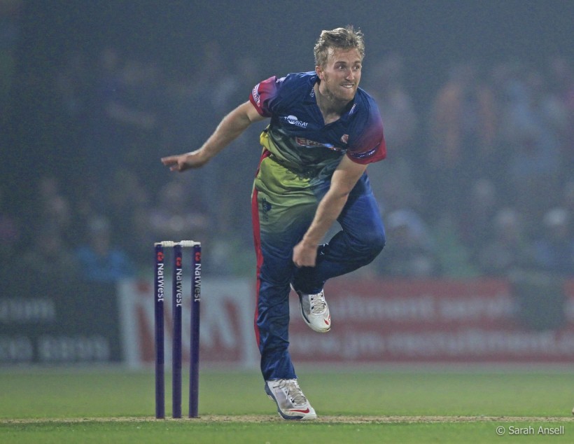 Spitfires in South Africa: Ball five-for, Dickson hits 2nd straight 50