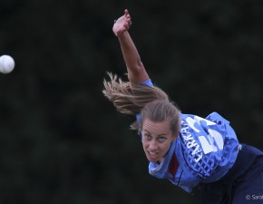 Farrant takes four as Kent beat Middlesex by 6 wickets